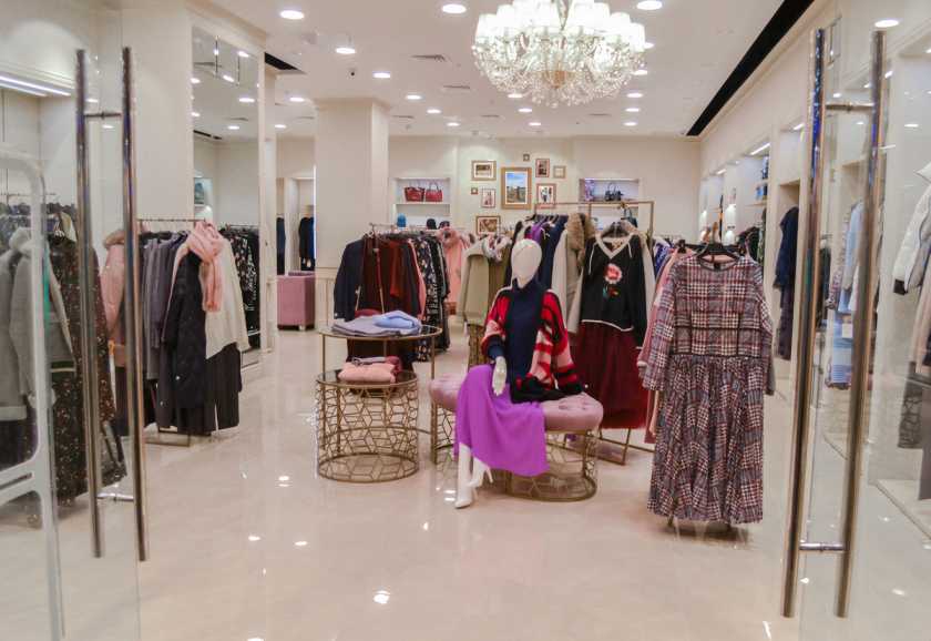 Garments Showroom Interior Design For Ladies Boutique Garment Shop