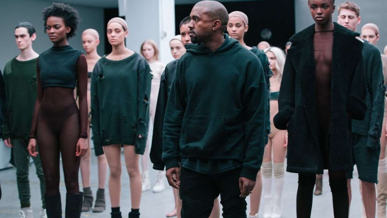 Overjas lamp Oriënteren 10 Times Kanye West Changed the Way We Look at Fashion