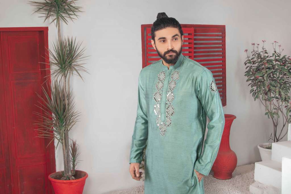 kurta-pyjama set